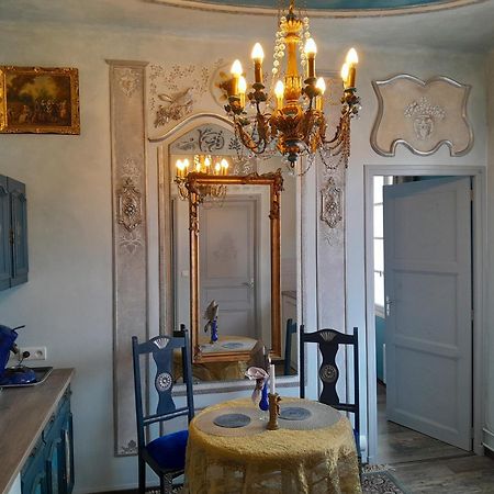 Penthouse En Bleu Royal Apartment Vinca Luaran gambar