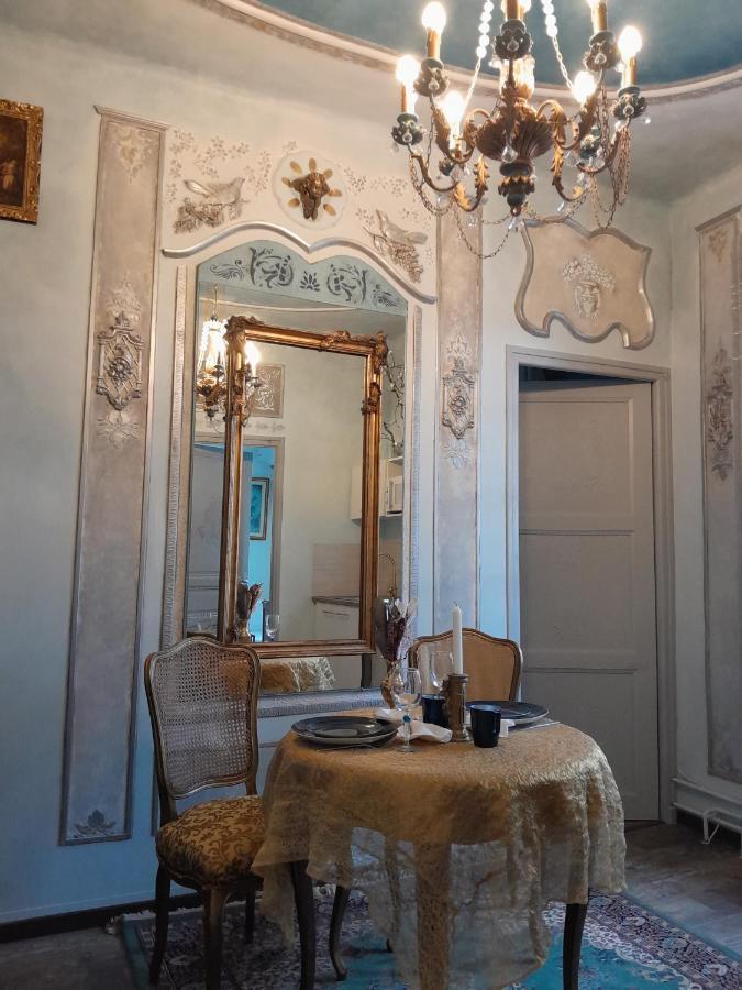Penthouse En Bleu Royal Apartment Vinca Luaran gambar