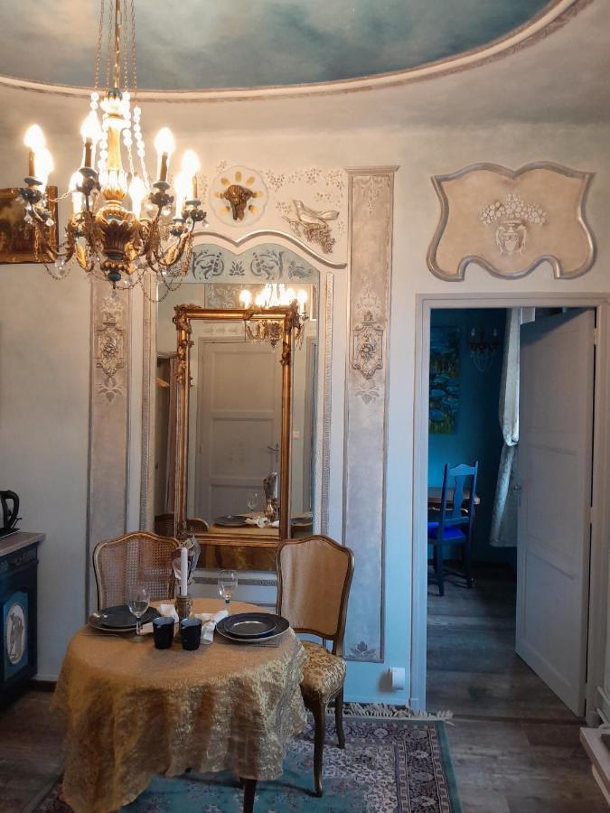 Penthouse En Bleu Royal Apartment Vinca Luaran gambar