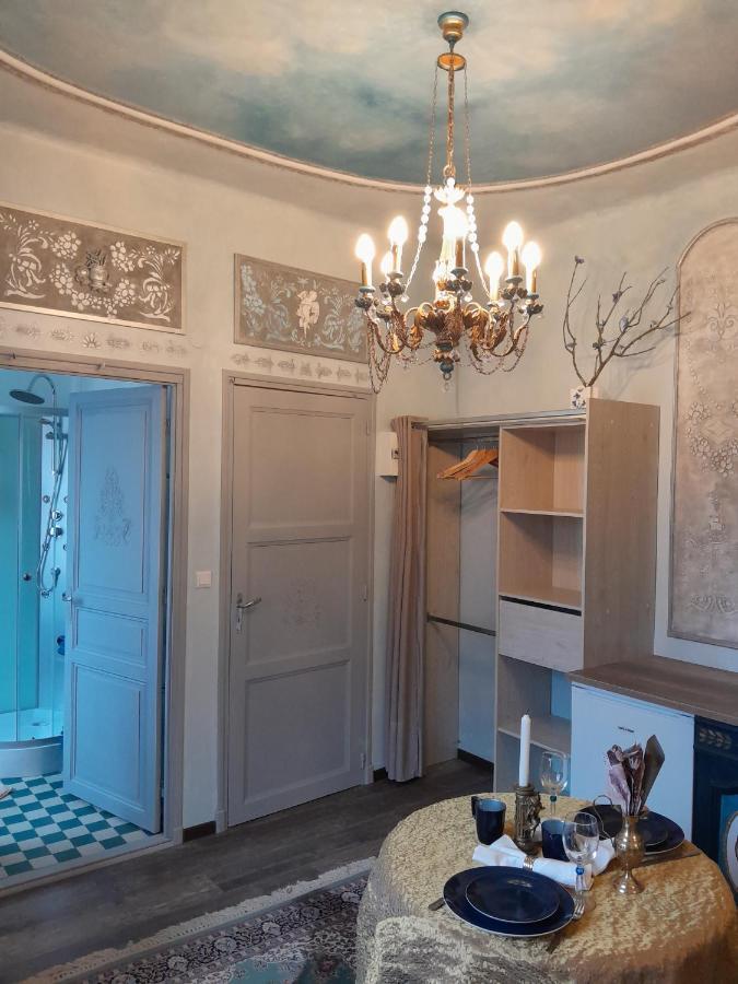Penthouse En Bleu Royal Apartment Vinca Luaran gambar